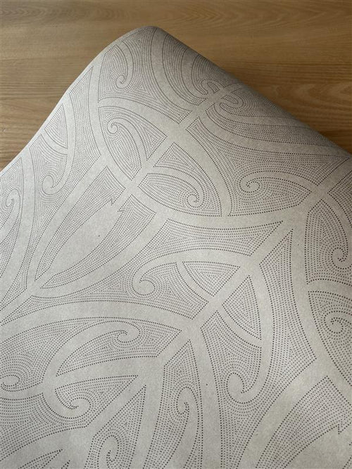 Kōwhaiwhai pepa | Wrapping paper roll